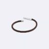 Abgeschrägtes Lederarmband mit ID-Plakette