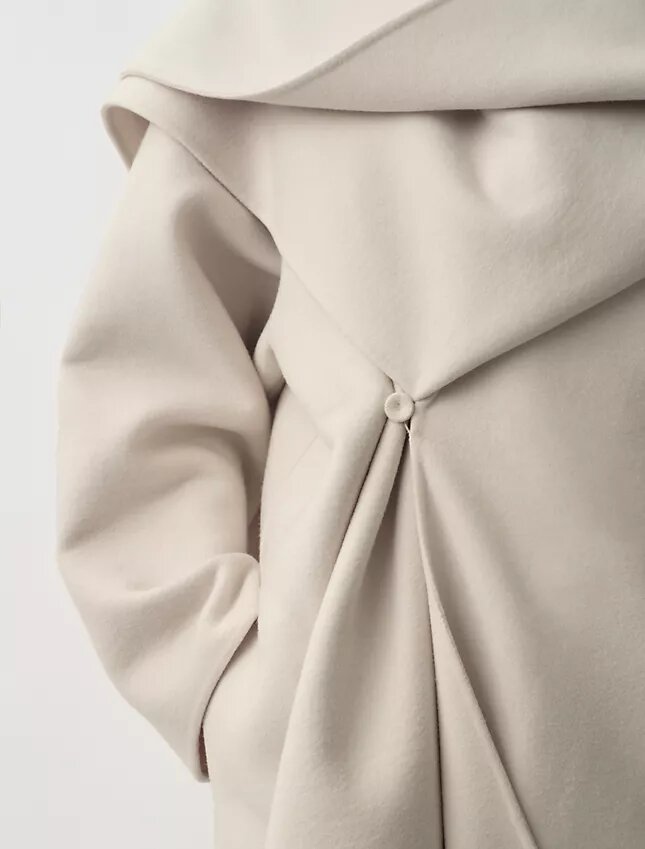 Amelia Drapierter Mantel Amelia Drapierter Mantel