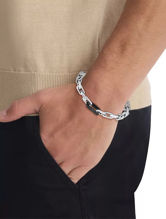 Armband mit skulpturaler Gliederkette Armband mit skulpturaler Gliederkette