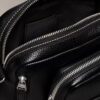 Auffällige Crossbody-Tasche in Pebble-Optik Auffällige Crossbody-Tasche in Pebble-Optik