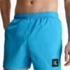 Badeshorts aus Nylon mit Kordelzug Badeshorts aus Nylon mit Kordelzug