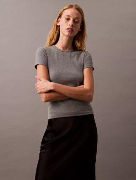 Baumwoll-T-Shirt mit Konturrippen