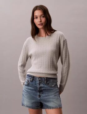 Baumwollpullover mit Zopfmuster