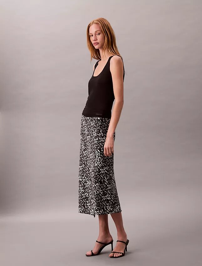 Bedruckter Midi-Rock aus Satin Bedruckter Midi-Rock aus Satin