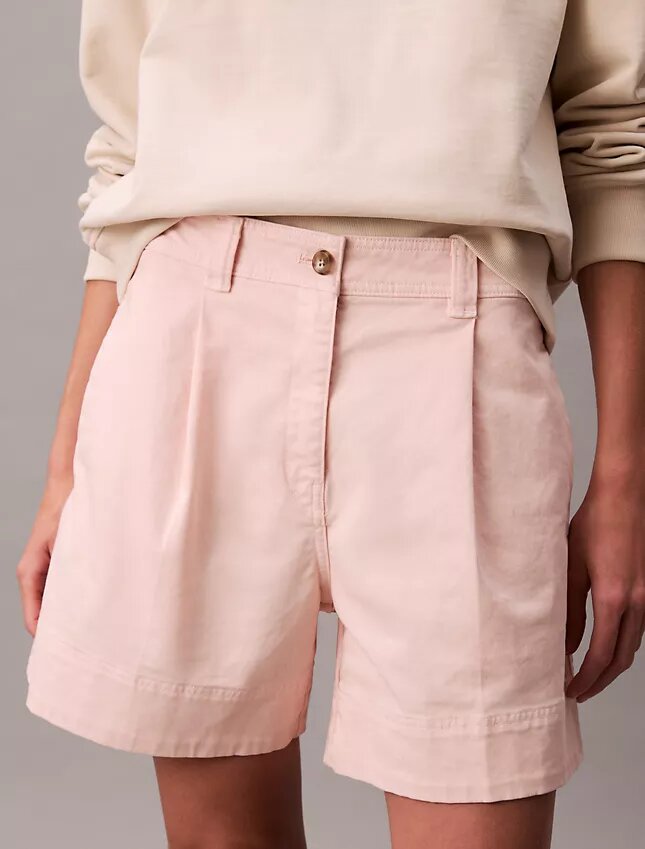 Bermudashorts aus Cotton Stretch-Twill mit Falten Bermudashorts aus Cotton Stretch-Twill mit Falten