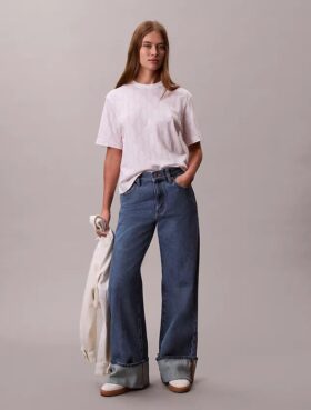 Boxy-T-Shirt mit durchgehendem Monogram