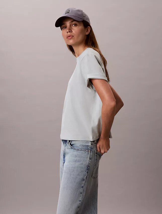 Boxy-T-Shirt mit floralem Logo-Print Boxy-T-Shirt mit floralem Logo-Print