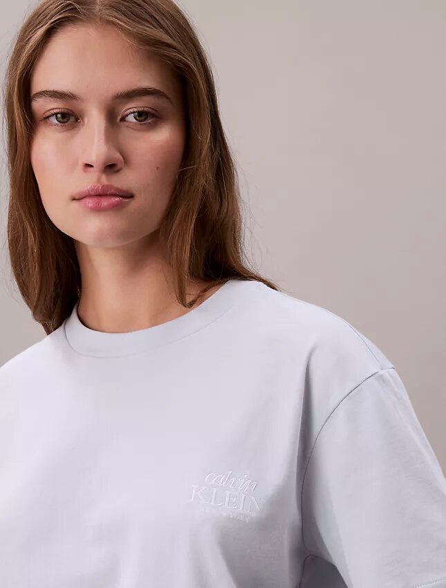 Boxy-T-Shirt mit gesticktem Logo Boxy-T-Shirt mit gesticktem Logo