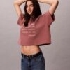 Boxy-T-Shirt mit Logo-Schriftzug