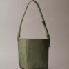 Bucket Bag mit durchgehendem Emblem-Logo und Beutel