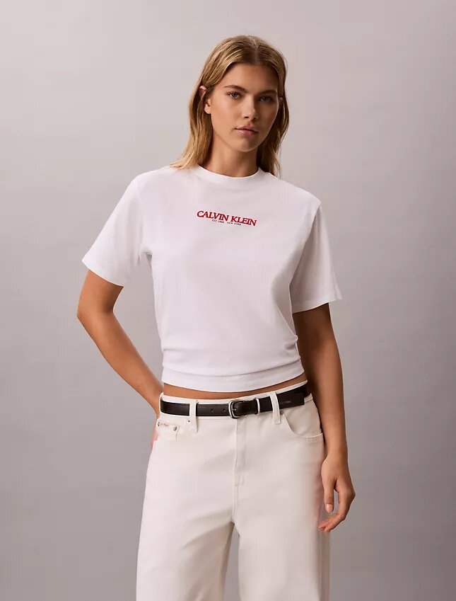 Calvin Klein Logo-Grafik-T-Shirt in Boxy-Passform Calvin Klein Logo-Grafik-T-Shirt in Boxy-Passform