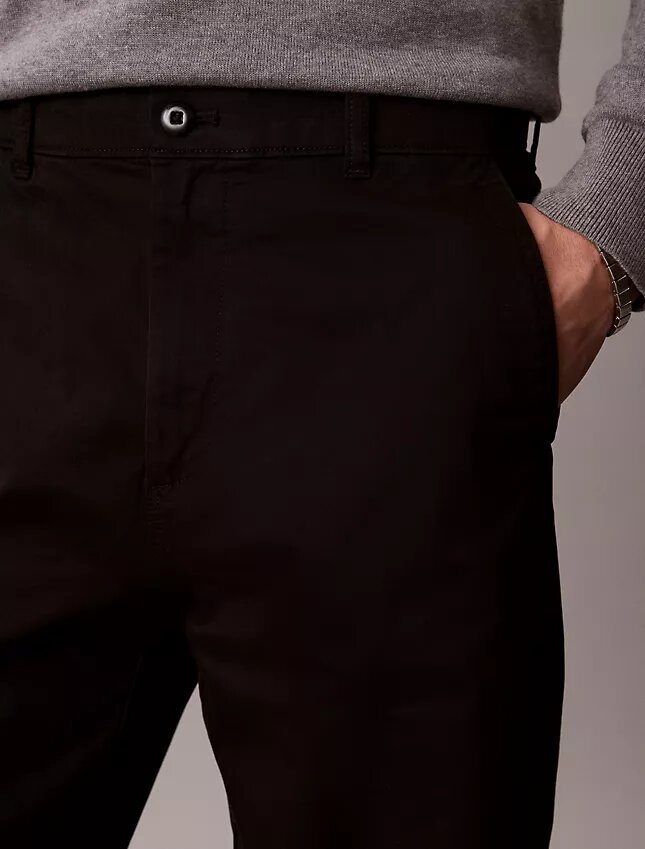 Chino-Hose aus Cotton Stretch 90S Straight mit geradem Bein Chino-Hose aus Cotton Stretch 90S Straight mit geradem Bein