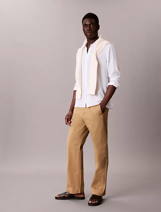 Chino-Hose aus Cotton Stretch 90S Straight mit geradem Bein Chino-Hose aus Cotton Stretch 90S Straight mit geradem Bein