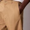 Chino-Hose aus Cotton Stretch 90S Straight mit geradem Bein Chino-Hose aus Cotton Stretch 90S Straight mit geradem Bein