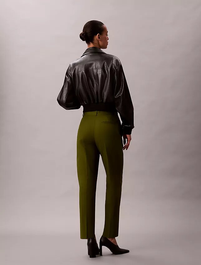 Chino-Hose aus Cotton Stretch mit geradem Schnitt Chino-Hose aus Cotton Stretch mit geradem Schnitt