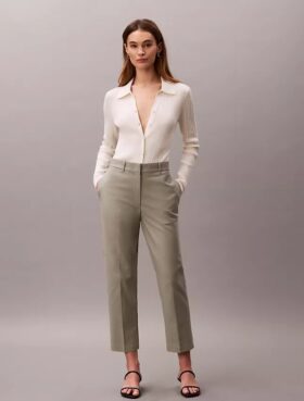 Chino-Hose aus Cotton Stretch mit gerader Passform