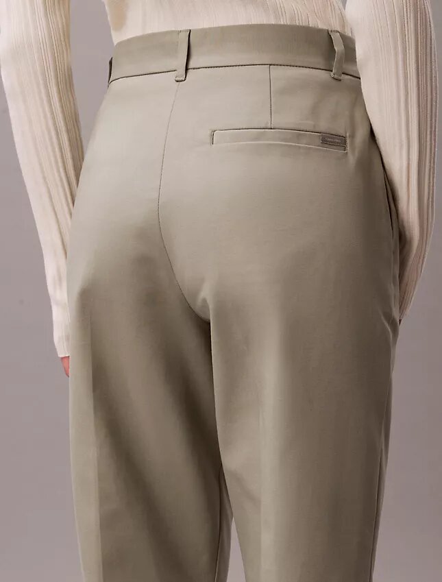 Chino-Hose aus Cotton Stretch mit gerader Passform Chino-Hose aus Cotton Stretch mit gerader Passform