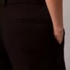 Chino-Hose aus Cotton Stretch mit weitem Bein Chino-Hose aus Cotton Stretch mit weitem Bein