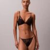 CK Black Bikini mit floraler Spitze CK Black Bikini mit floraler Spitze