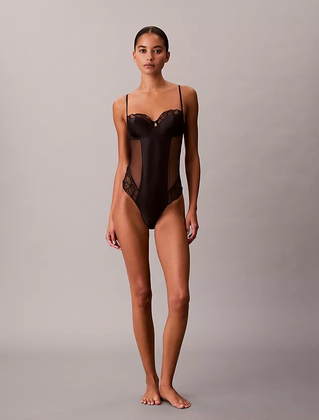 CK Black Bodys aus floraler Spitze CK Black Bodys aus floraler Spitze