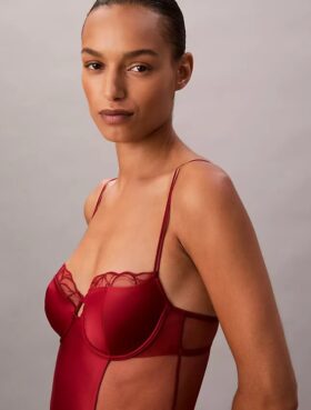 CK Black Bodys aus floraler Spitze CK Black Bodys aus floraler Spitze