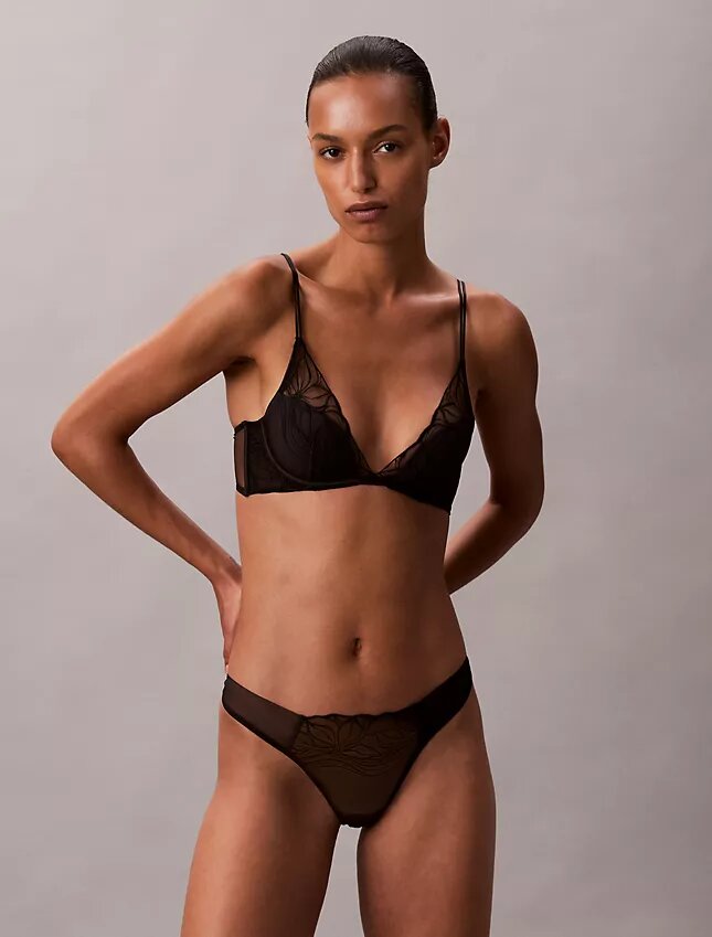 CK Black Floral Lace Leicht gefütterter Plunge-BH CK Black Floral Lace Leicht gefütterter Plunge-BH