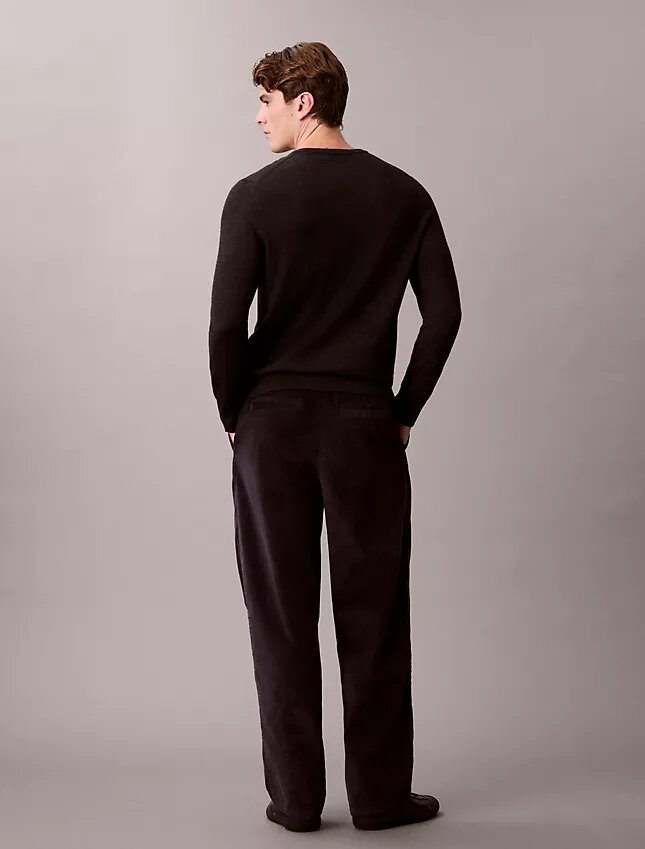 Cordhose mit Falten und weitem Bein Cordhose mit Falten und weitem Bein