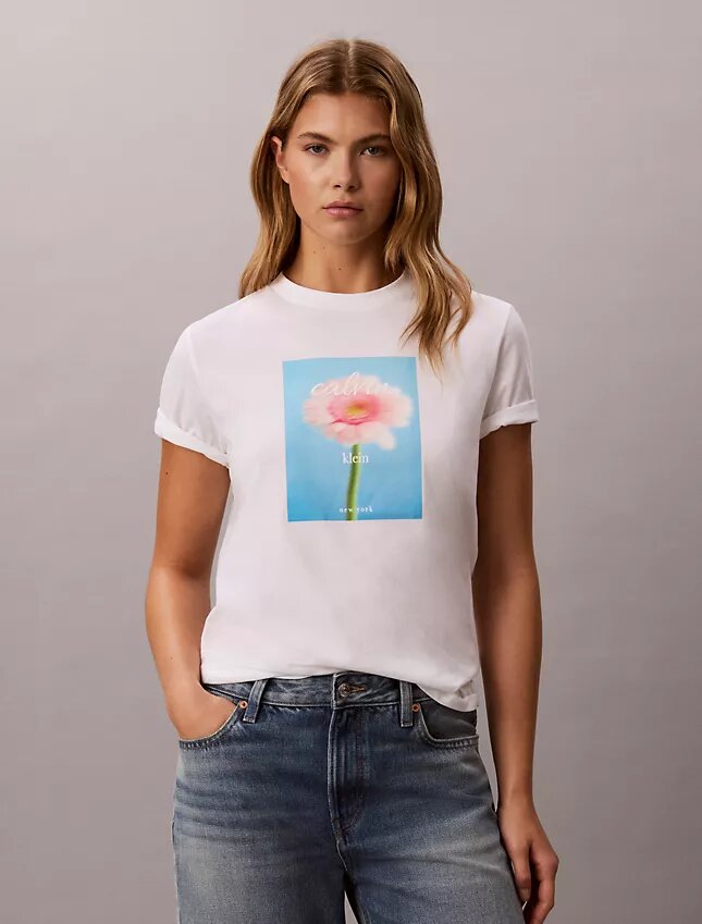 Daisy-Grafik Klassisches T-Shirt Daisy-Grafik Klassisches T-Shirt