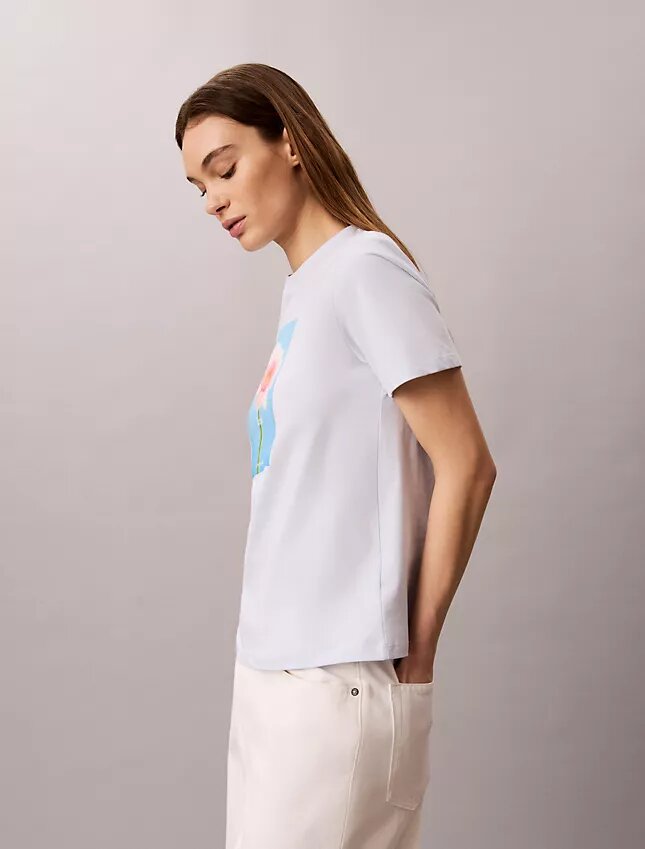 Daisy-Grafik Klassisches T-Shirt Daisy-Grafik Klassisches T-Shirt