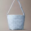 Denim-Beuteltasche mit durchgängigem Emblem-Logo Denim-Beuteltasche mit durchgängigem Emblem-Logo
