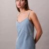 Denim-Minikleid mit Trägern Denim-Minikleid mit Trägern