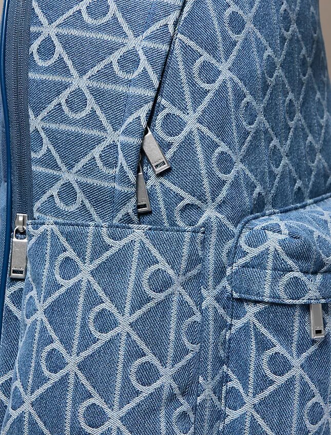 Denim-Rucksack mit durchgehendem Emblem-Logo Denim-Rucksack mit durchgehendem Emblem-Logo