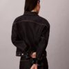 Denim-Truckerjacke zum Mondneujahr Denim-Truckerjacke zum Mondneujahr