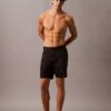 Einfarbige 7″-Badeshorts Einfarbige 7″-Badeshorts