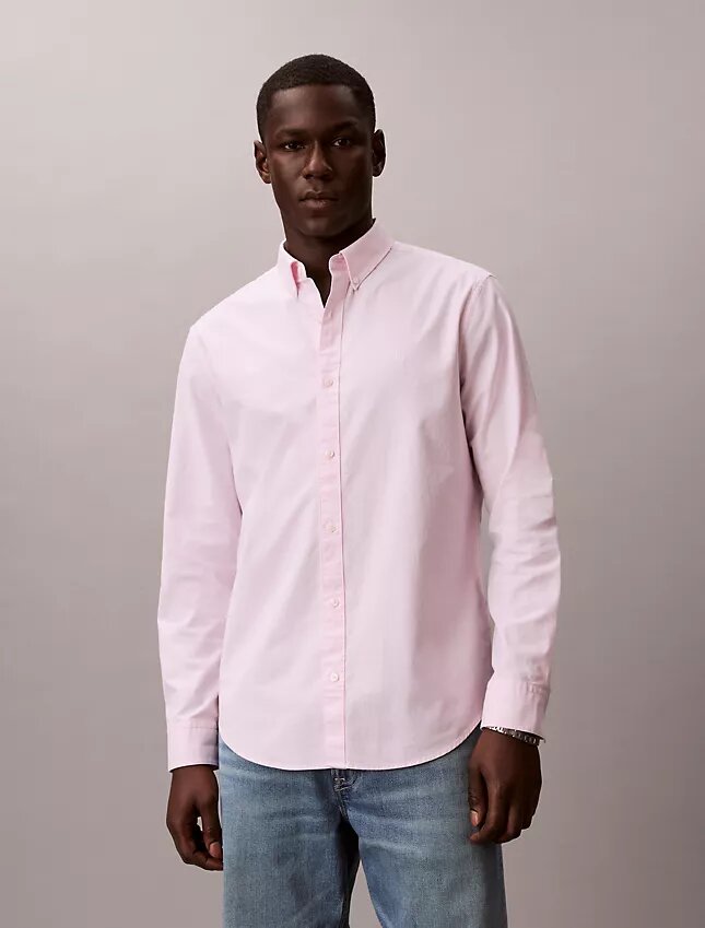 Einfarbiges klassisches Oxford-Hemd mit Button-Down-Kragen Einfarbiges klassisches Oxford-Hemd mit Button-Down-Kragen