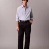 Einfarbiges, locker sitzendes Button-Down-Hemd aus Baumwolle Einfarbiges, locker sitzendes Button-Down-Hemd aus Baumwolle
