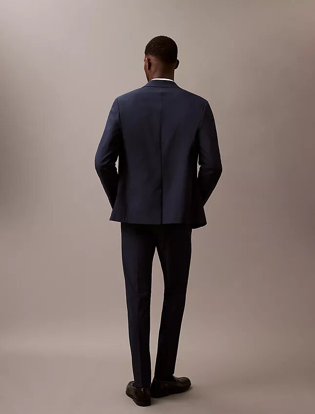 Elegante Stretch-Hose in schmaler Passform Elegante Stretch-Hose in schmaler Passform