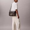 Emblem Jacquard Messenger-Tasche Emblem Jacquard Messenger-Tasche