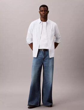Extrem weite, leichte Jeans Extrem weite, leichte Jeans