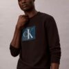 Fleece-Sweatshirt mit Monogram-Grafik