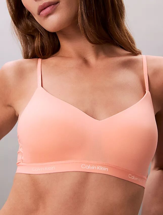 Form to Body Leicht gefütterter Bralette Form to Body Leicht gefütterter Bralette