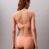 Form to Body Leicht gefütterter Bralette Form to Body Leicht gefütterter Bralette