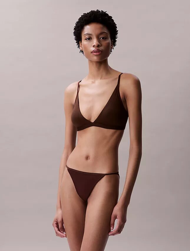 Form to Body Leicht gefütterter Triangel-Bralette Form to Body Leicht gefütterter Triangel-Bralette