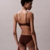 Form to Body Leicht gefütterter Triangel-Bralette Form to Body Leicht gefütterter Triangel-Bralette