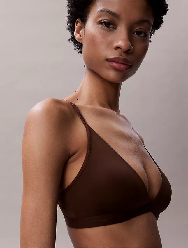 Form to Body Leicht gefütterter Triangel-Bralette Form to Body Leicht gefütterter Triangel-Bralette