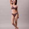 Form to Body Leicht gefüttertes Bralette