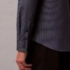Geometrisches Jacquard-Hemd mit schmaler Passform und Button-Down-Kragen