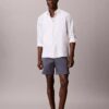 Gerade geschnittene Shorts aus Cotton Stretch Gerade geschnittene Shorts aus Cotton Stretch