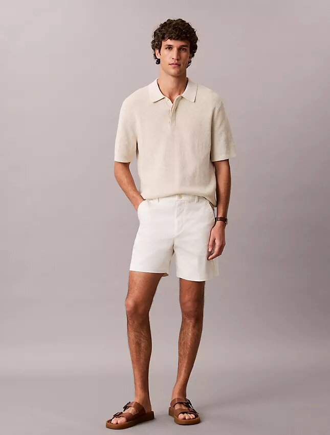 Gerade geschnittene Shorts aus Cotton Stretch Gerade geschnittene Shorts aus Cotton Stretch