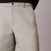 Gerade geschnittene Shorts aus Cotton Stretch Gerade geschnittene Shorts aus Cotton Stretch